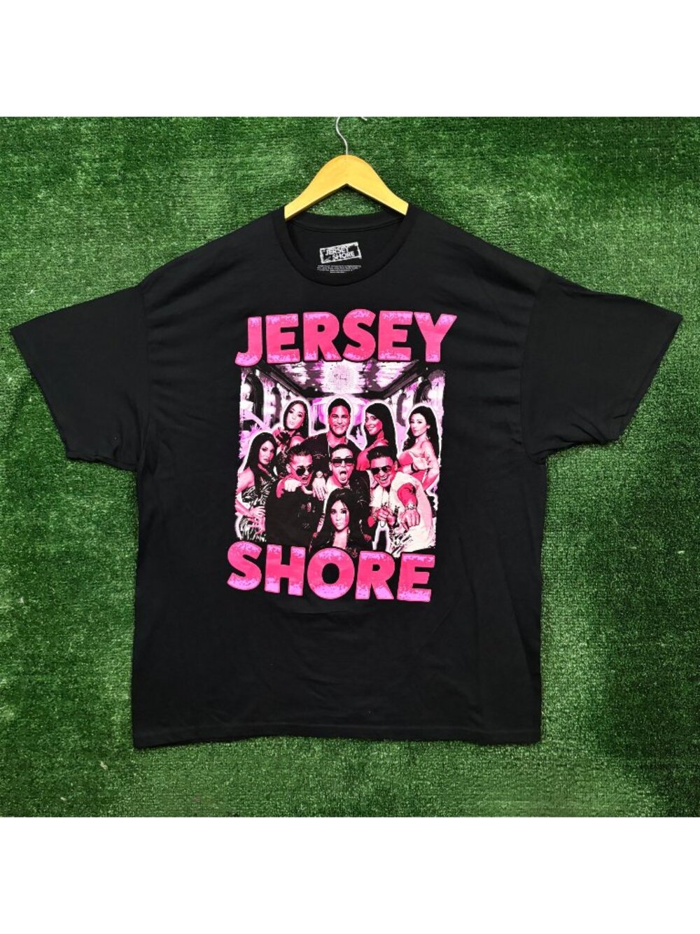 MTV Jersey Shore Whole Cast Poster T-Shirt Size 2X